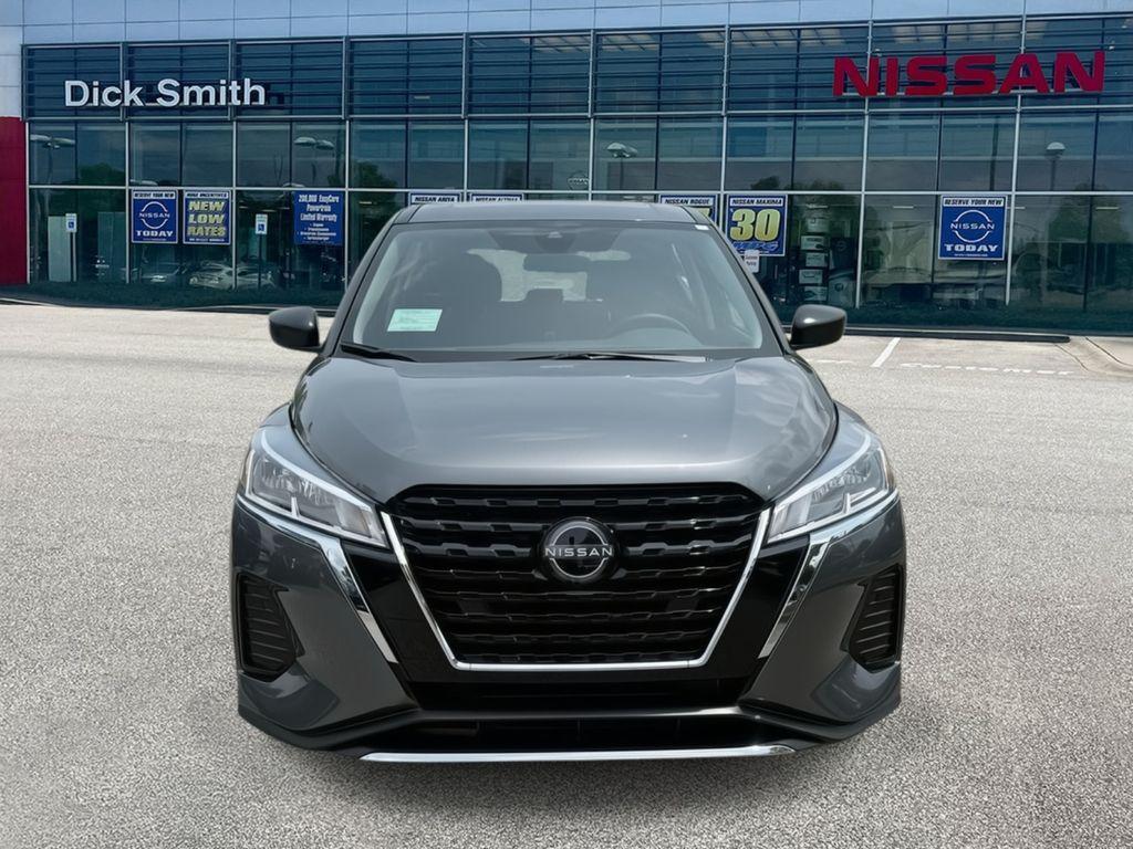 new 2025 Nissan Kicks Play car, priced at $22,910