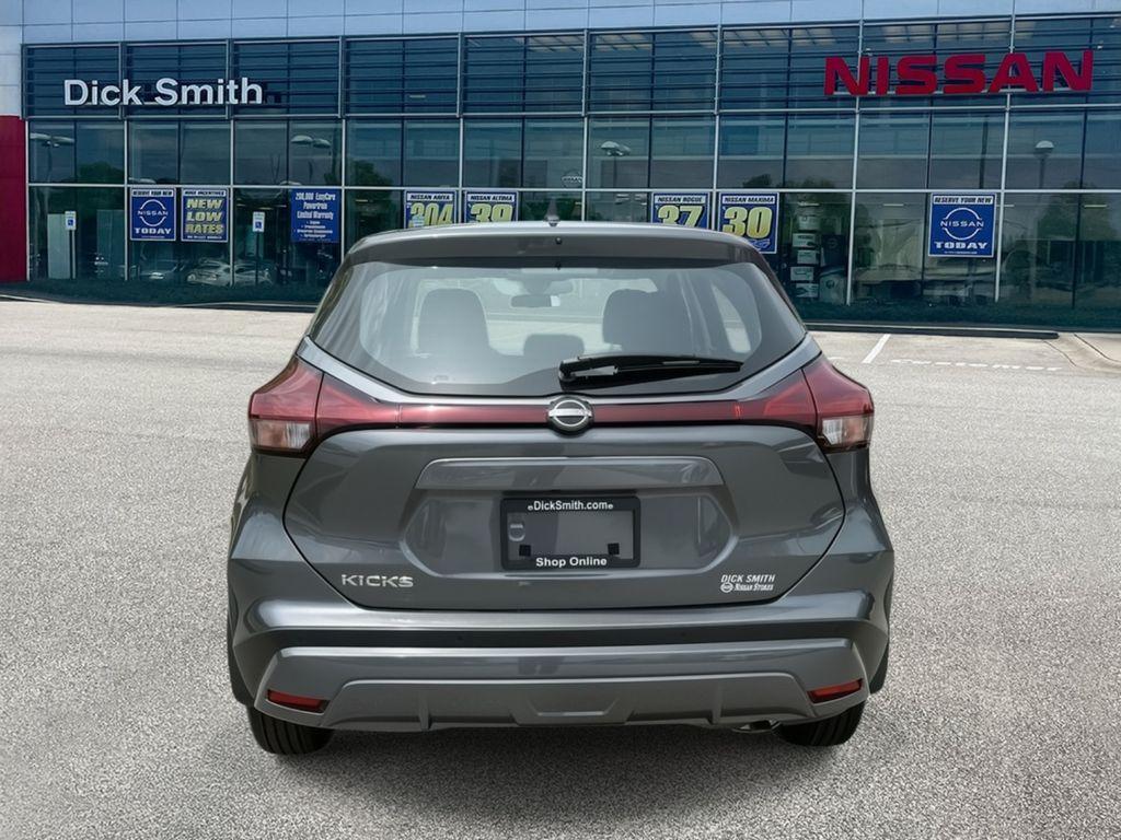 new 2025 Nissan Kicks Play car, priced at $22,910