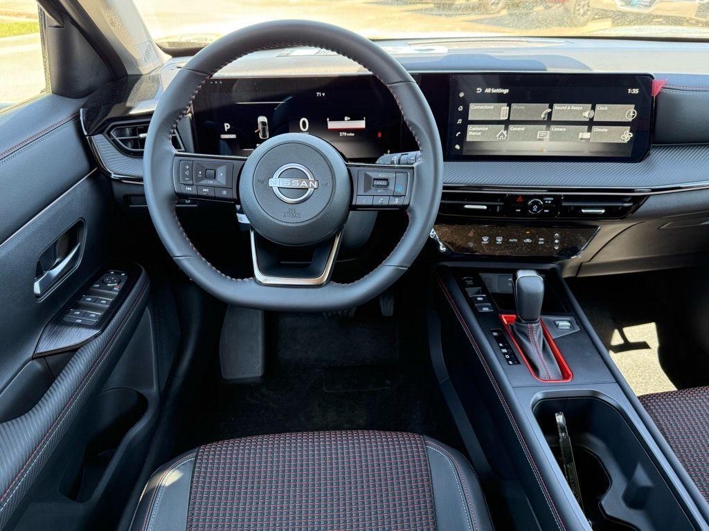 new 2025 Nissan Kicks car, priced at $28,460