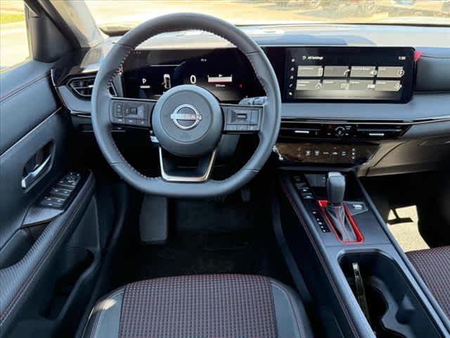 new 2025 Nissan Kicks car, priced at $28,460