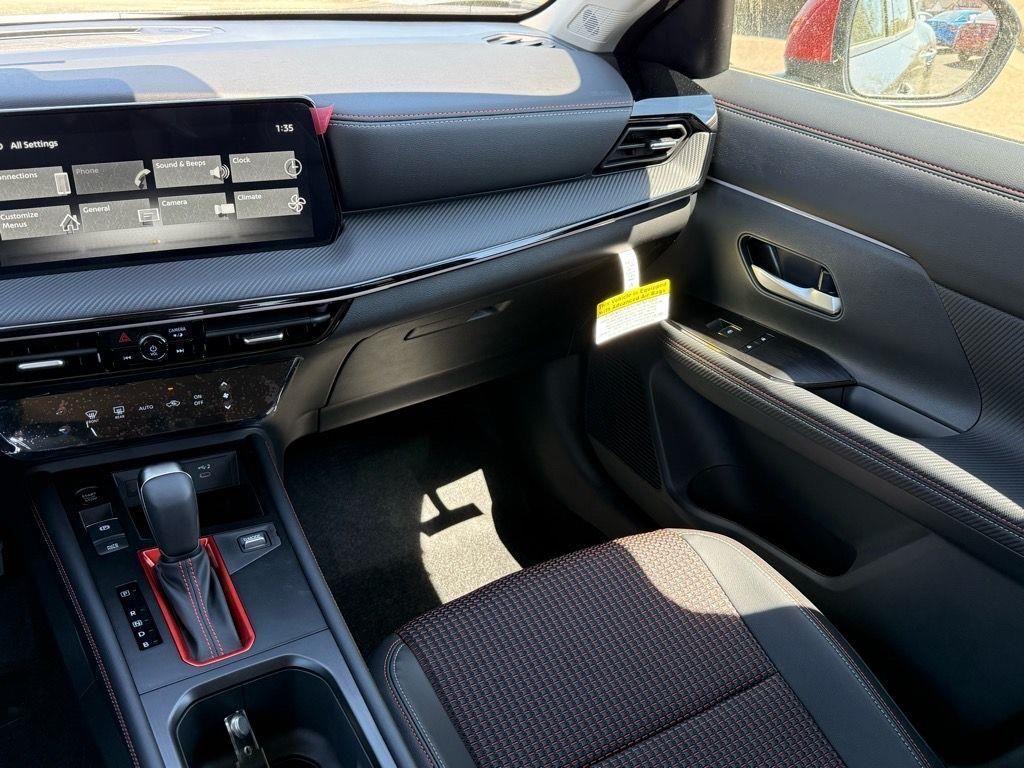 new 2025 Nissan Kicks car, priced at $27,260