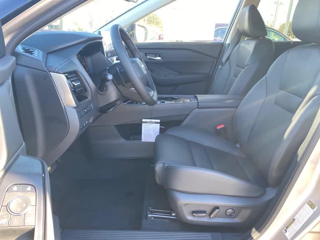new 2025 Nissan Rogue car, priced at $39,270