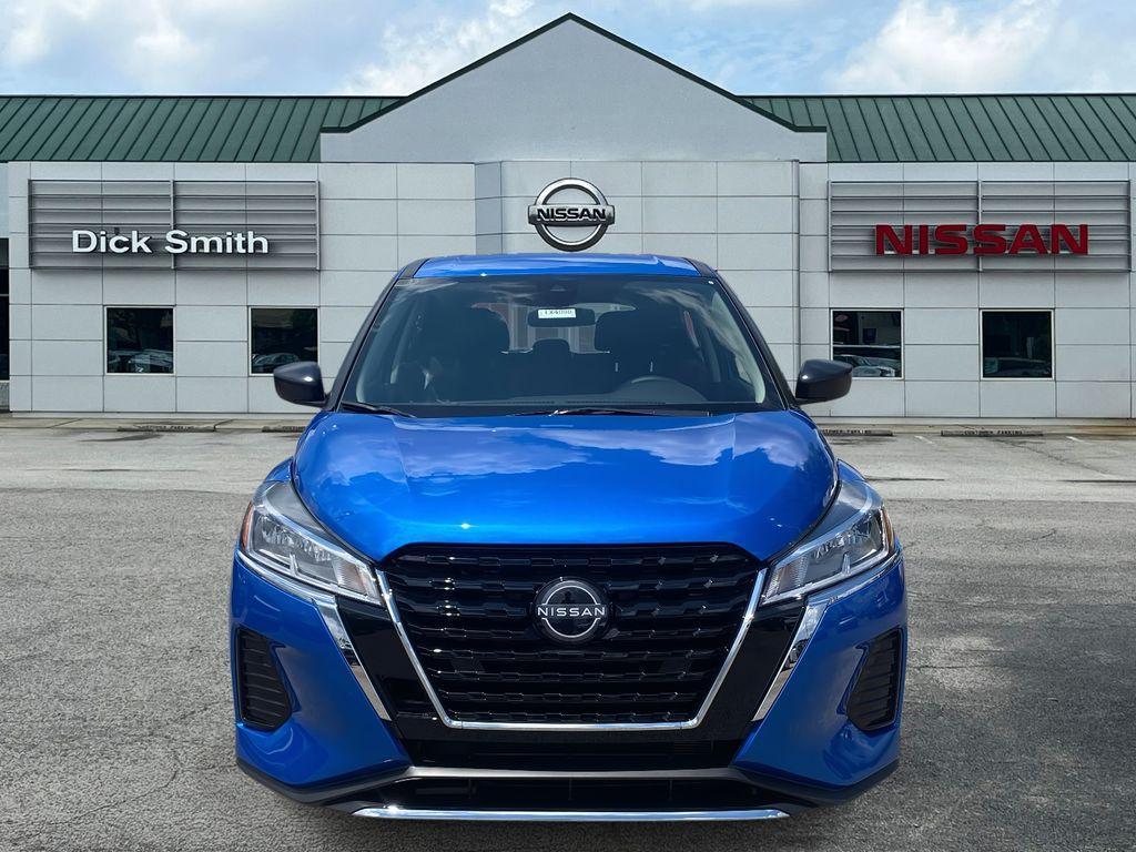new 2025 Nissan Kicks Play car, priced at $23,825