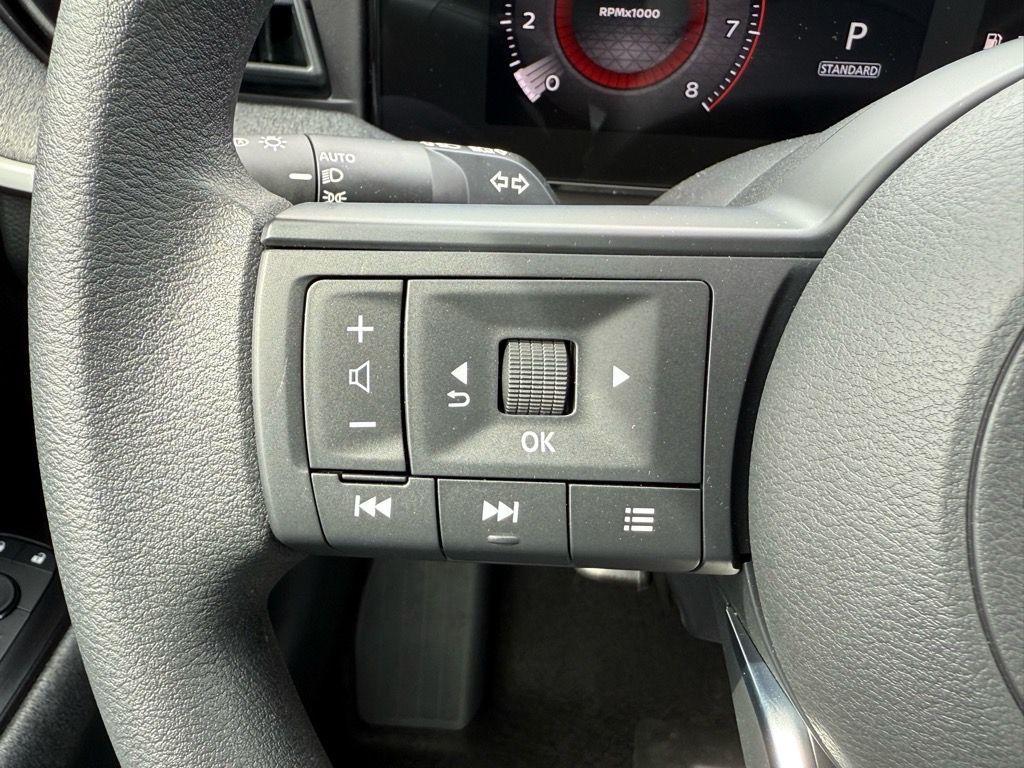 new 2025 Nissan Kicks car, priced at $27,095