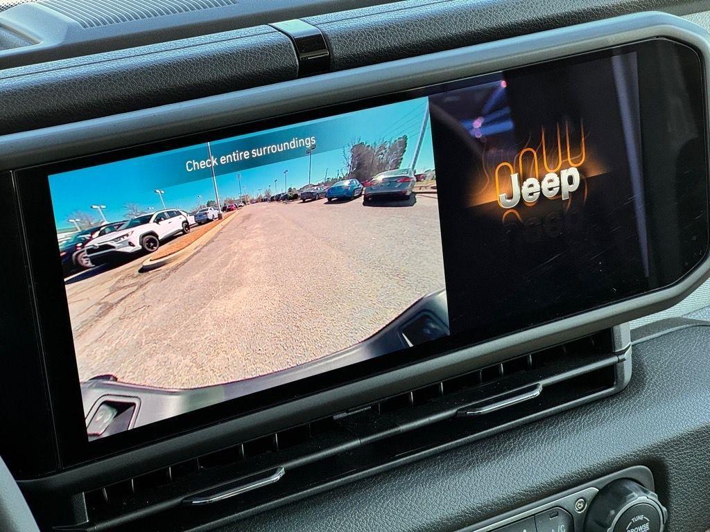 used 2024 Jeep Gladiator car, priced at $38,475