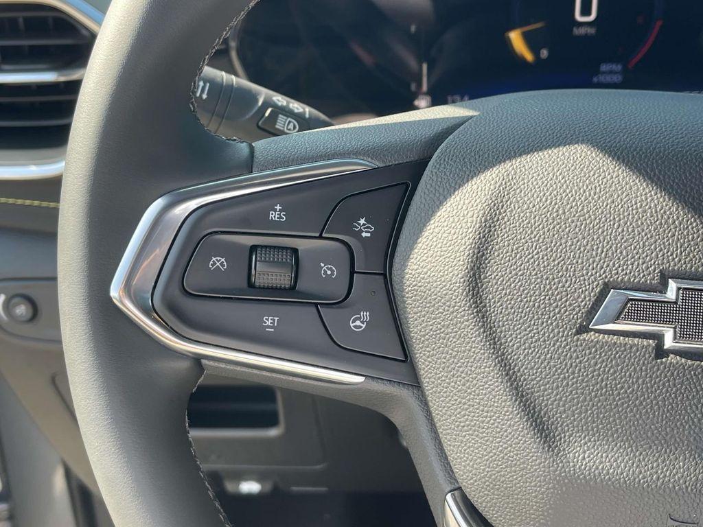 used 2024 Chevrolet TrailBlazer car, priced at $25,580
