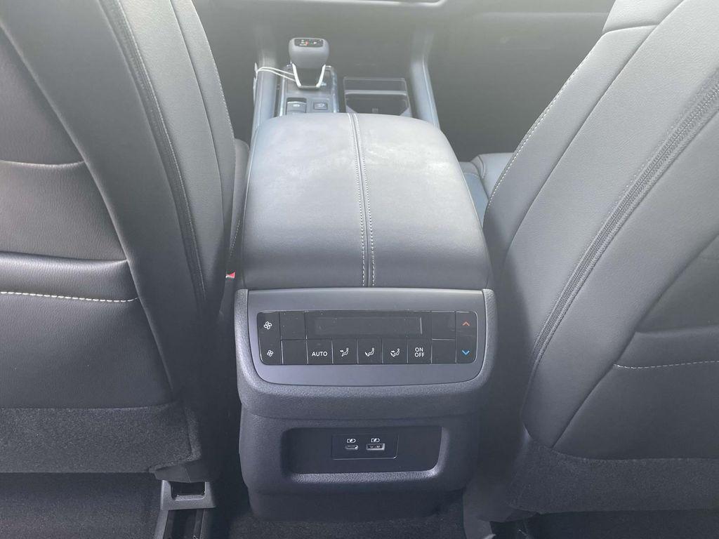 new 2025 Nissan Pathfinder car, priced at $44,475