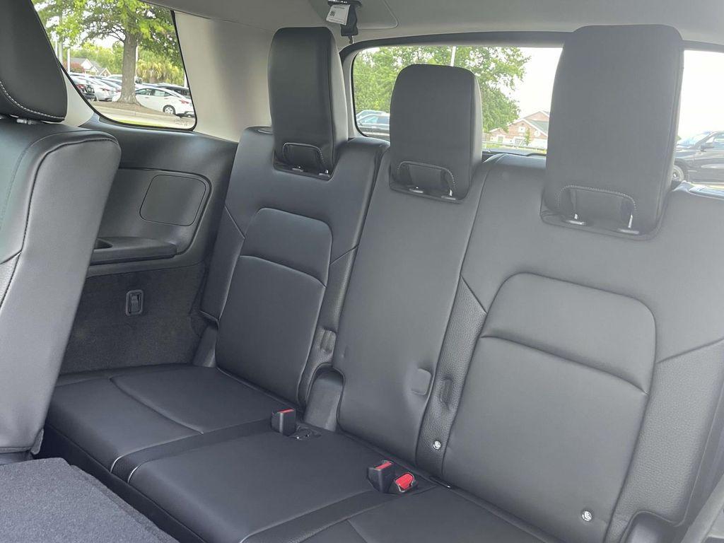 new 2025 Nissan Pathfinder car, priced at $44,475