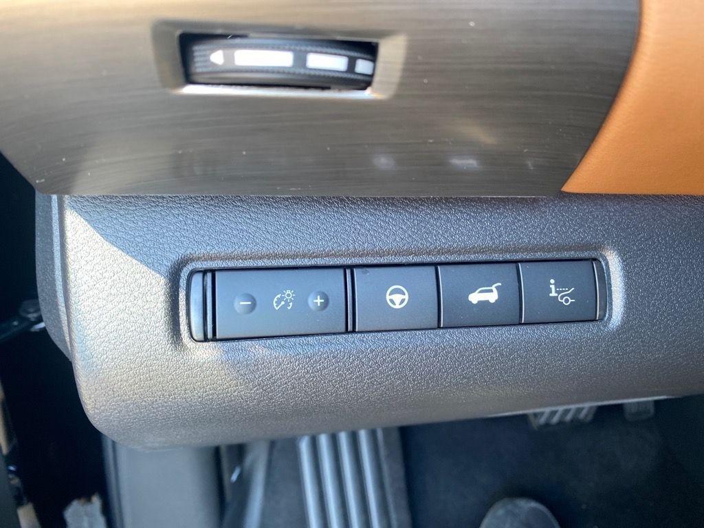 new 2025 Nissan Pathfinder car, priced at $51,075
