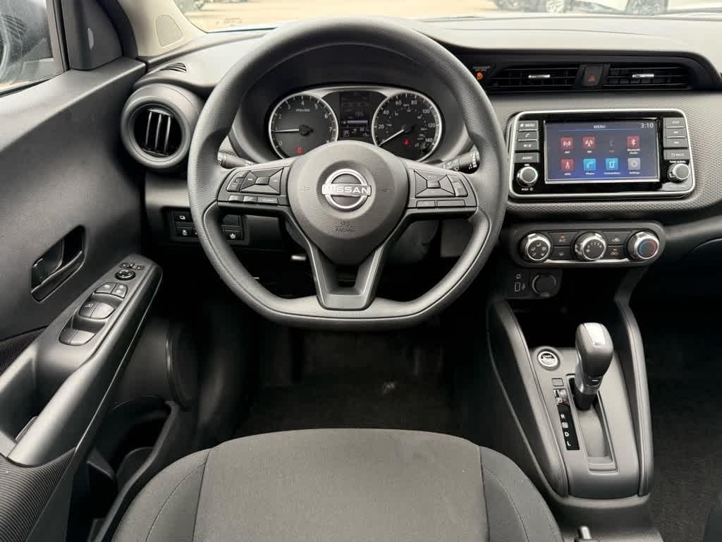 new 2025 Nissan Kicks Play car, priced at $23,760
