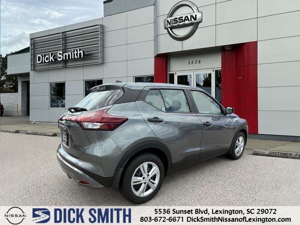 new 2025 Nissan Kicks Play car, priced at $23,760