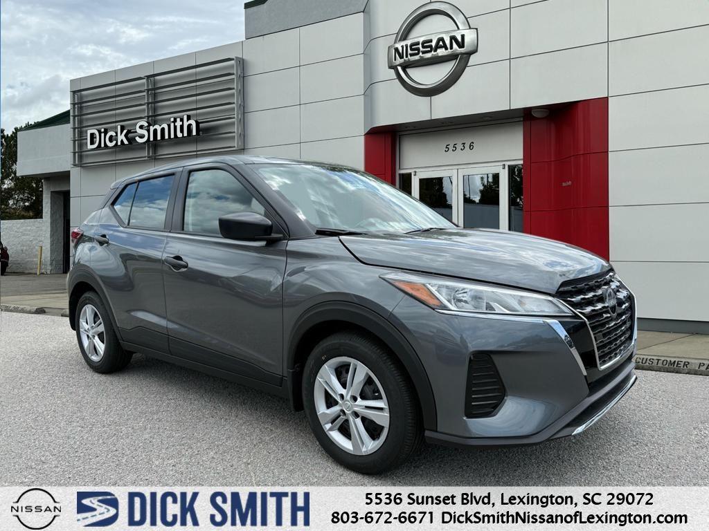 new 2025 Nissan Kicks Play car, priced at $23,760