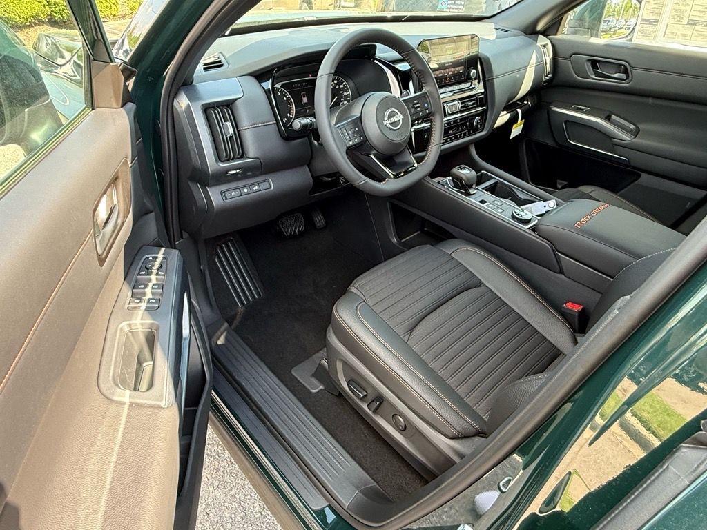 new 2025 Nissan Pathfinder car, priced at $46,232