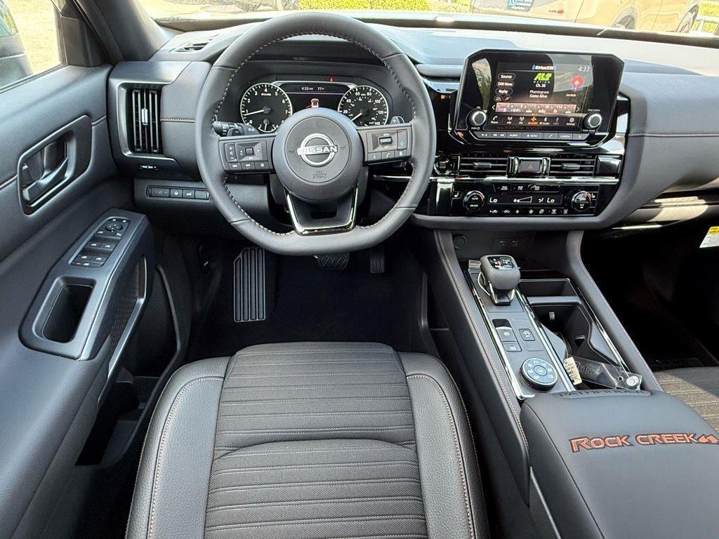 new 2025 Nissan Pathfinder car, priced at $45,975