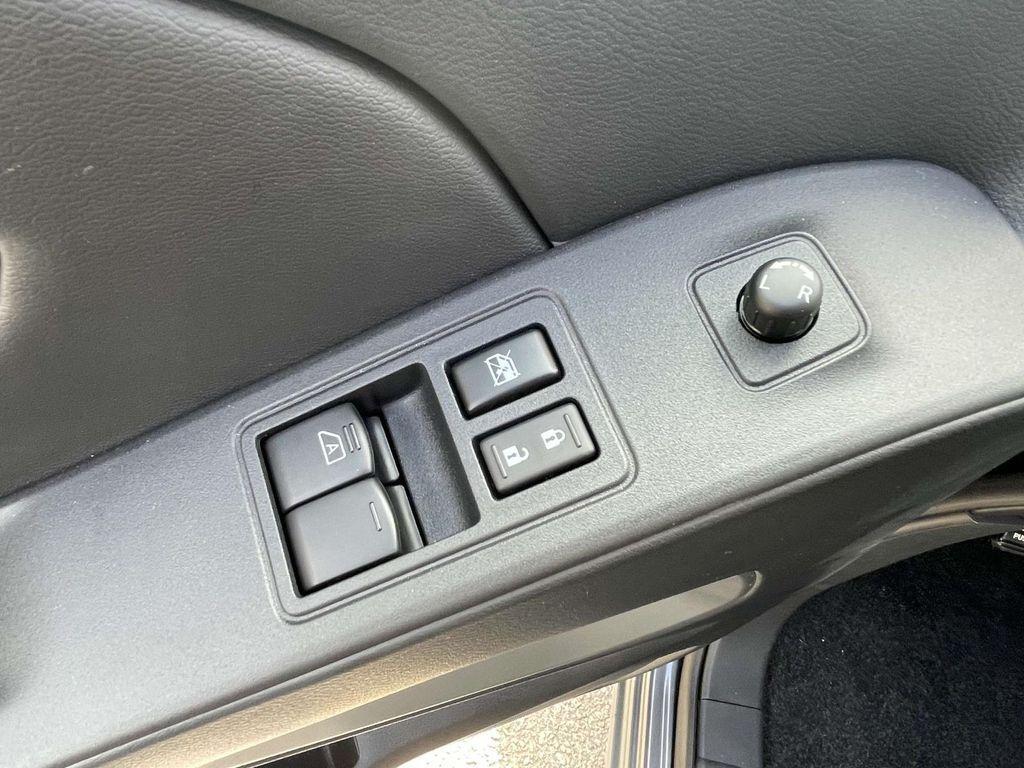 new 2025 Nissan Frontier car, priced at $36,115