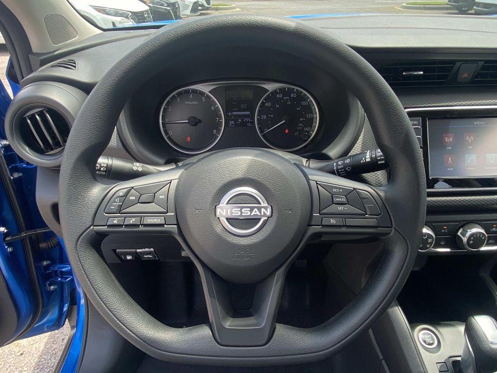 new 2025 Nissan Kicks Play car, priced at $23,760