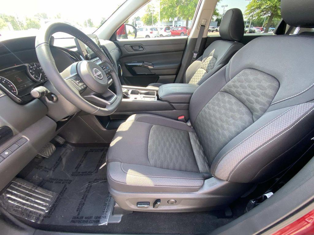 used 2024 Nissan Pathfinder car, priced at $36,490
