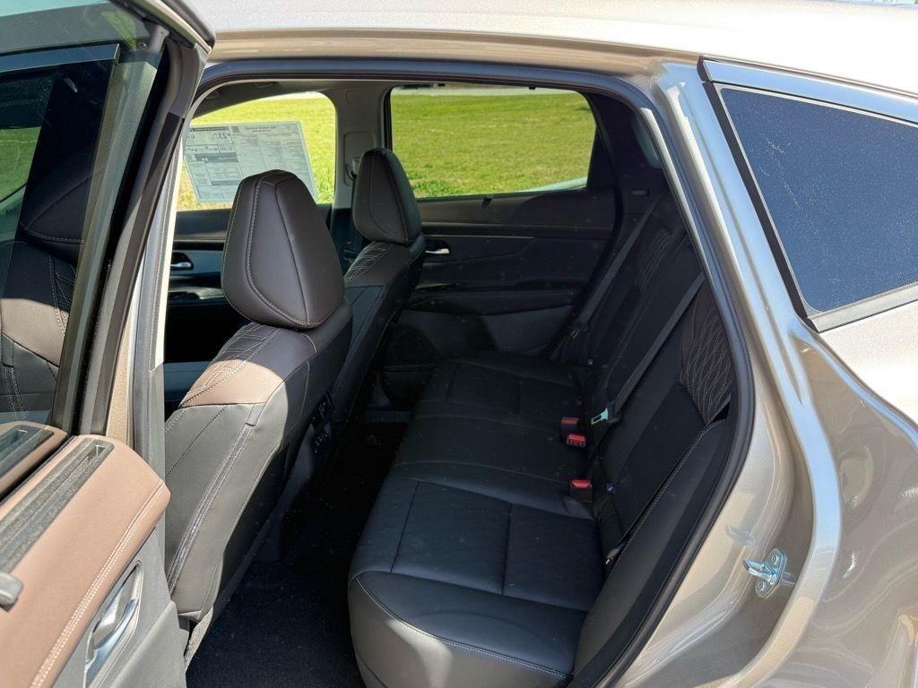 new 2025 Nissan Murano car, priced at $50,731