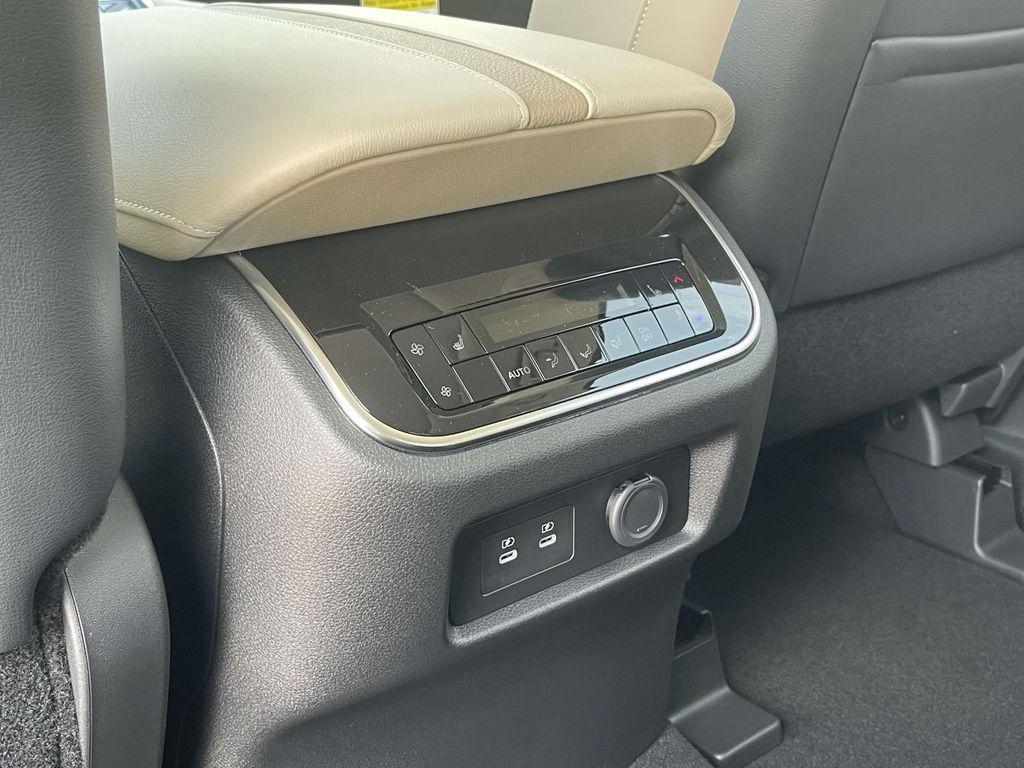 new 2025 Nissan Armada car, priced at $76,795