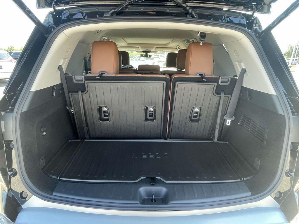 new 2025 Nissan Pathfinder car, priced at $51,500