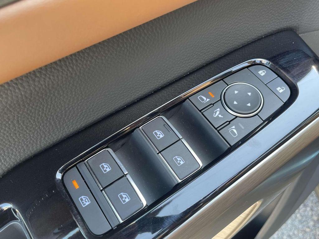 new 2025 Nissan Pathfinder car, priced at $51,500