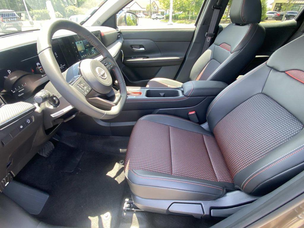 new 2025 Nissan Kicks car, priced at $28,587