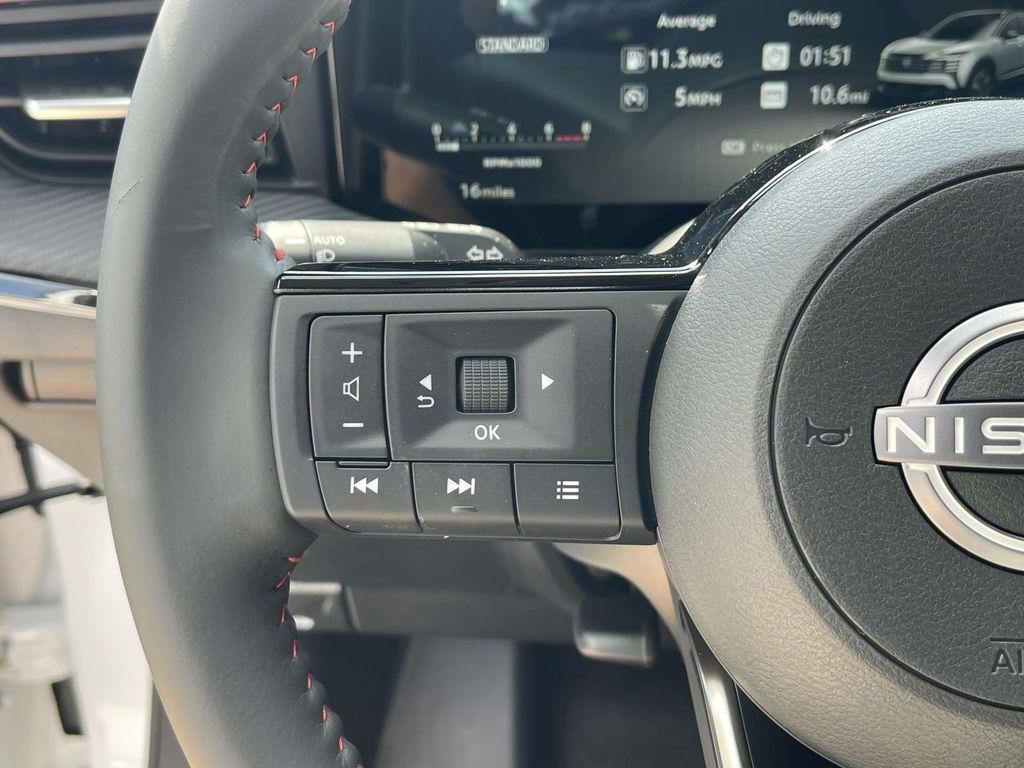 new 2025 Nissan Kicks car, priced at $28,009