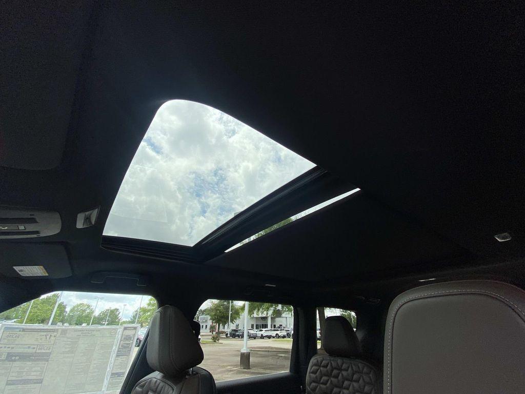new 2025 Nissan Armada car, priced at $79,250