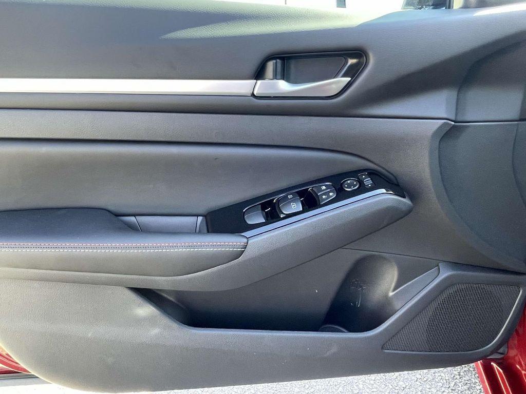 new 2025 Nissan Altima car, priced at $32,094