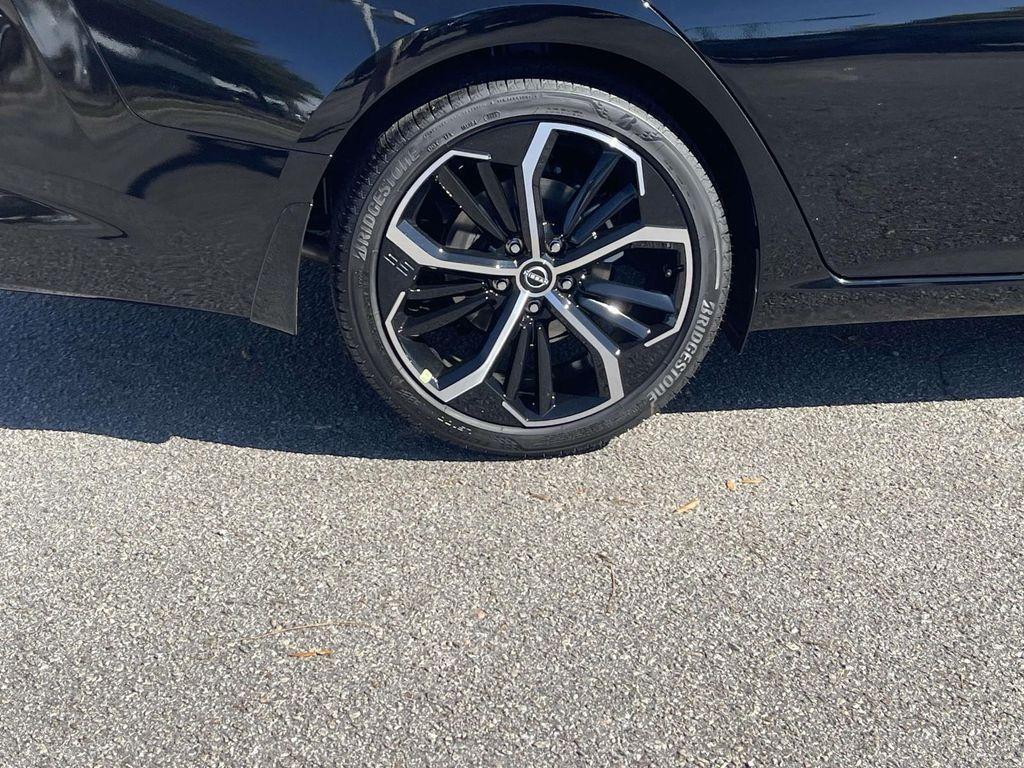 new 2025 Nissan Altima car, priced at $31,694