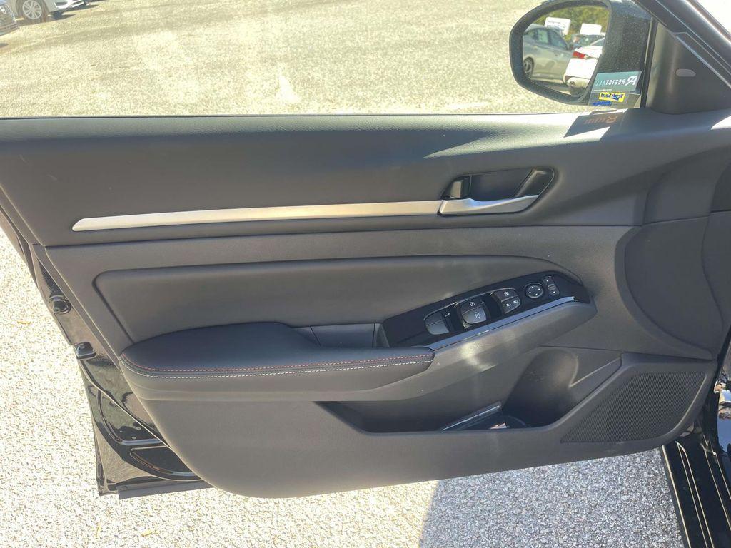 new 2025 Nissan Altima car, priced at $31,694