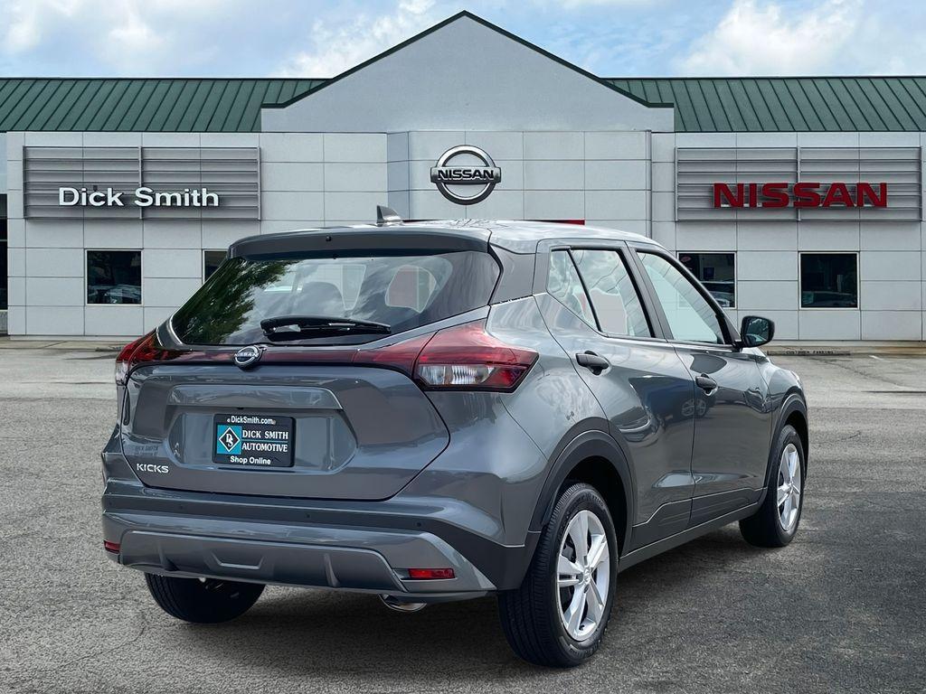 new 2025 Nissan Kicks Play car, priced at $22,898