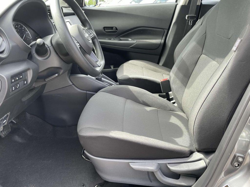 new 2025 Nissan Kicks Play car, priced at $22,898