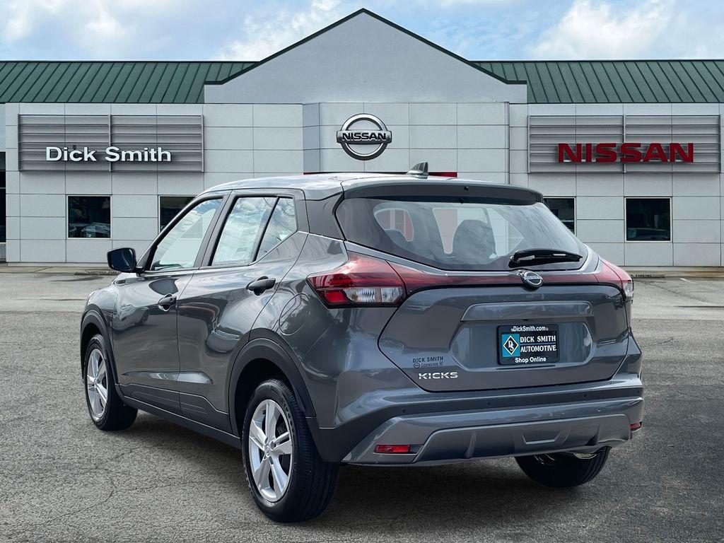 new 2025 Nissan Kicks Play car, priced at $22,898