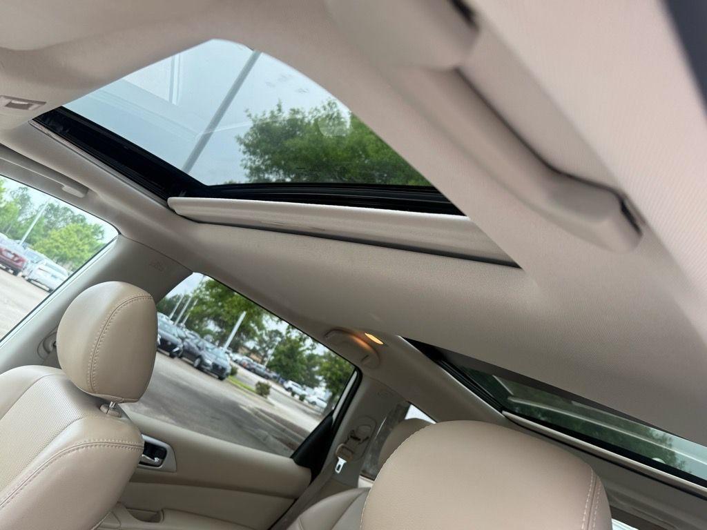 used 2020 Nissan Pathfinder car