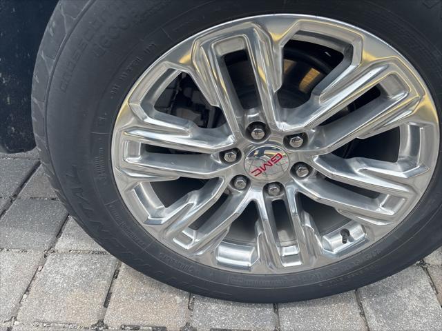 used 2023 GMC Yukon XL car, priced at $54,900