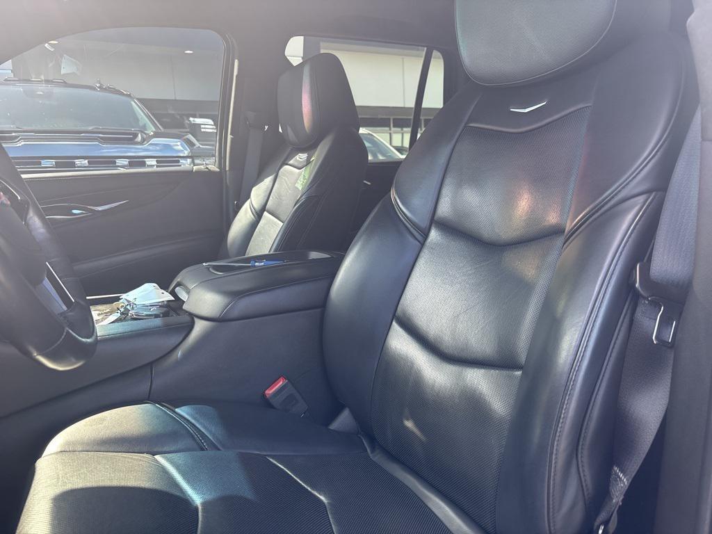 used 2019 Cadillac Escalade car, priced at $30,574