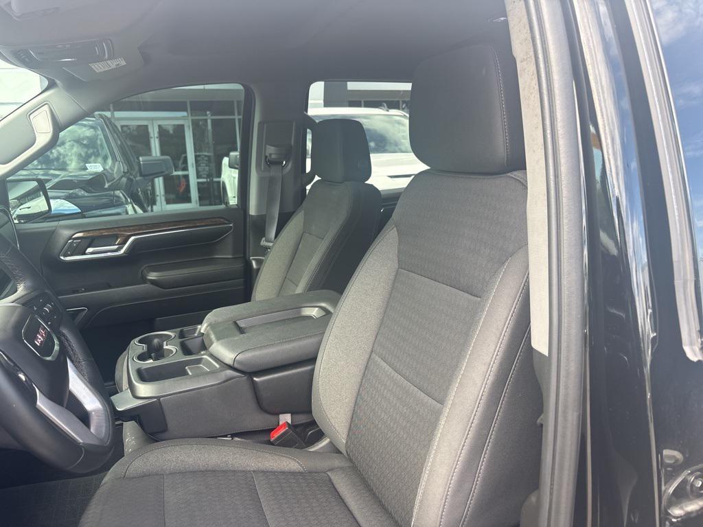 used 2024 GMC Sierra 1500 car, priced at $52,302