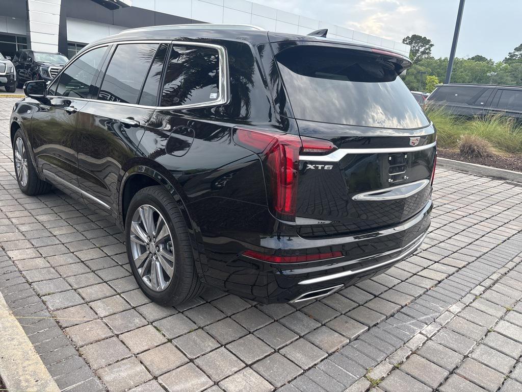 used 2024 Cadillac XT6 car, priced at $46,999
