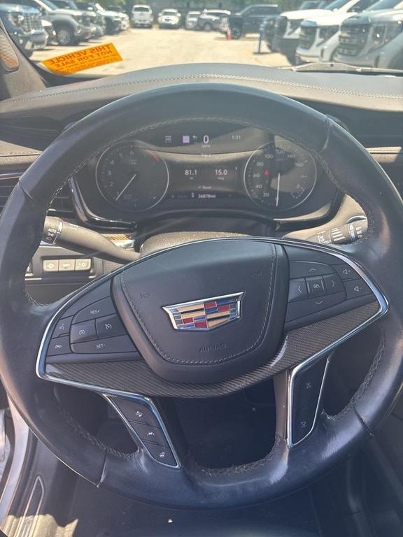 used 2020 Cadillac XT5 car, priced at $29,900