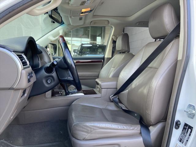 used 2016 Lexus GX 460 car, priced at $28,999