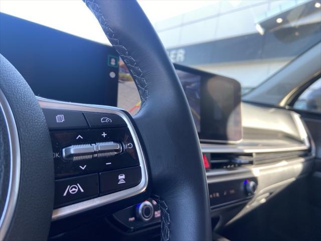 used 2024 Kia Sorento car, priced at $31,681