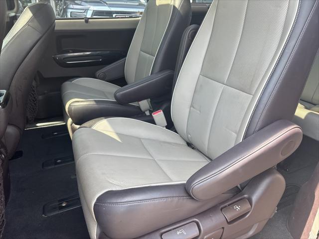 used 2015 Kia Sedona car, priced at $13,755