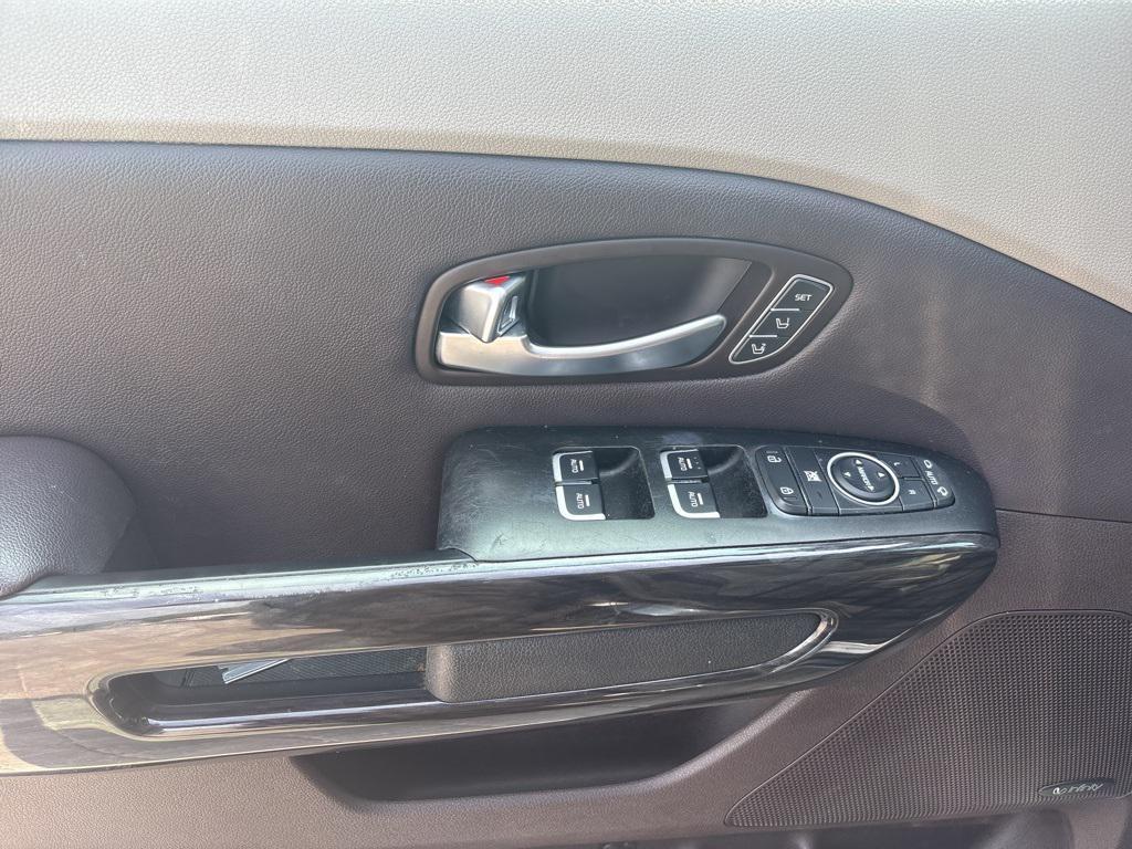 used 2015 Kia Sedona car, priced at $14,160