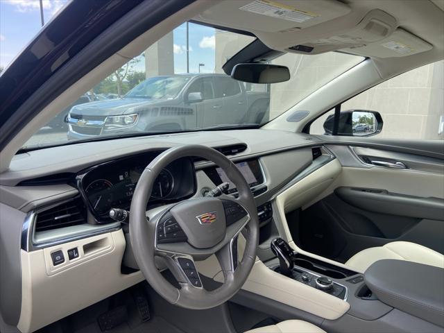 used 2021 Cadillac XT5 car, priced at $35,999