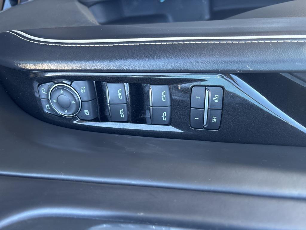 used 2022 Cadillac Escalade car, priced at $69,990