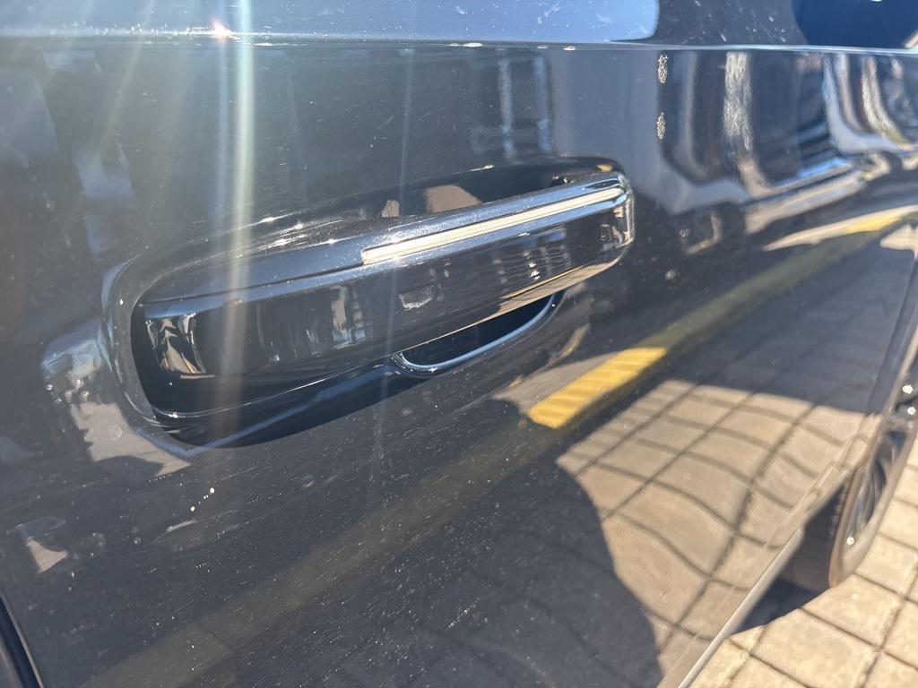 used 2022 Cadillac Escalade car, priced at $69,990