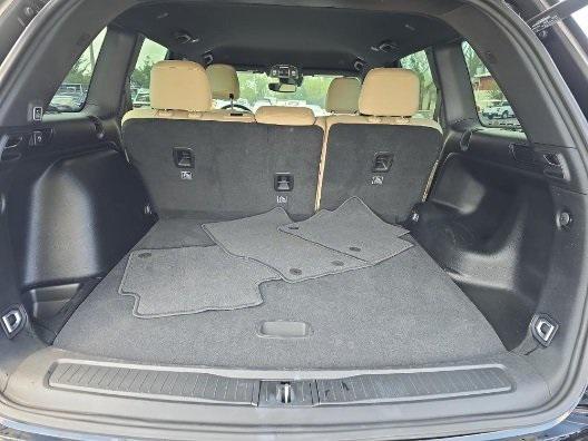 used 2023 Jeep Grand Cherokee car, priced at $29,899
