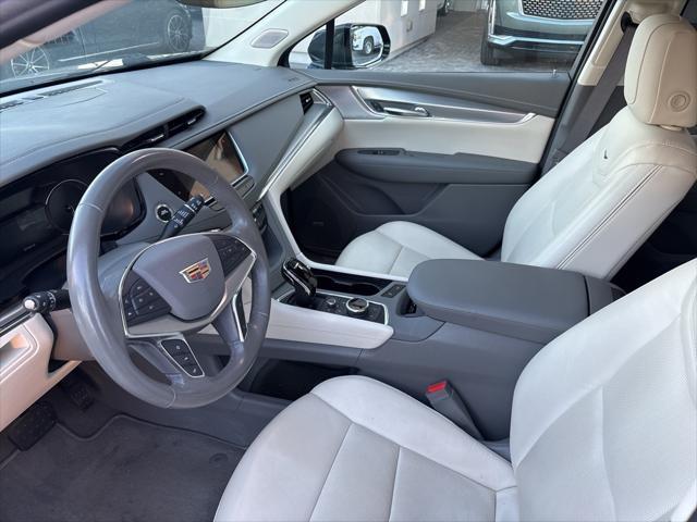 used 2021 Cadillac XT5 car, priced at $30,499