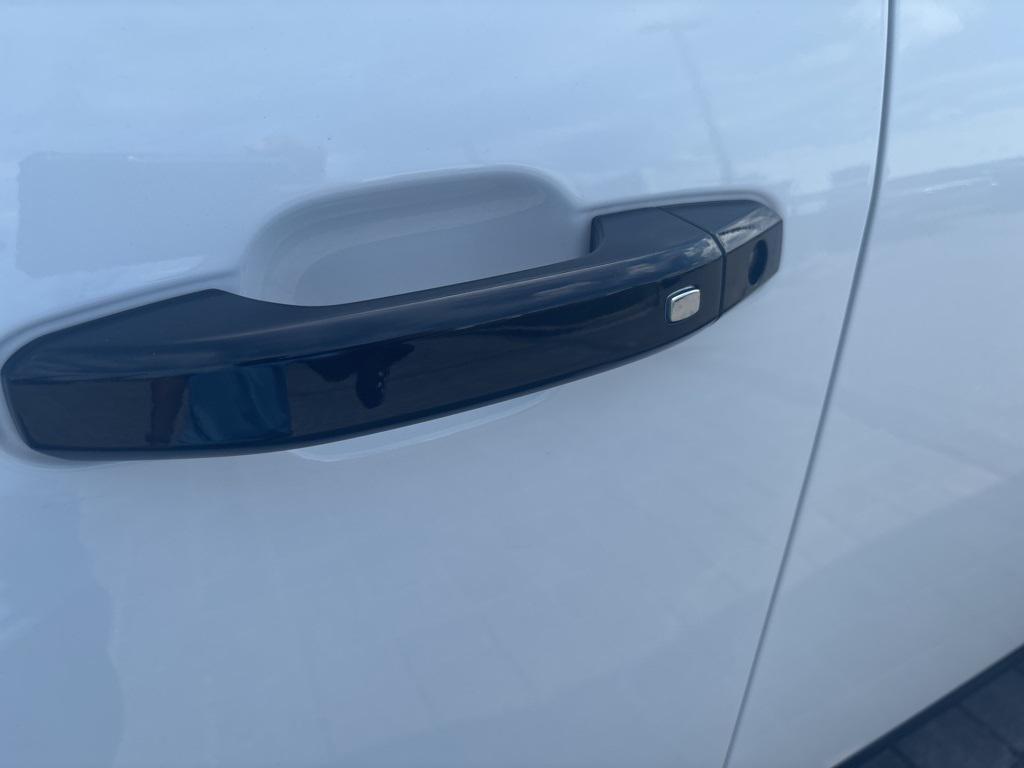 used 2024 Chevrolet Silverado 2500 car, priced at $66,424